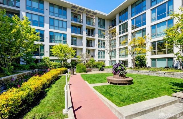 255 Berry Street 103, San Francisco, CA 94158