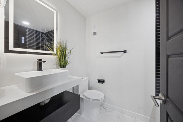 6000 Shepherd Mountain CV 1916, Austin, TX 78730