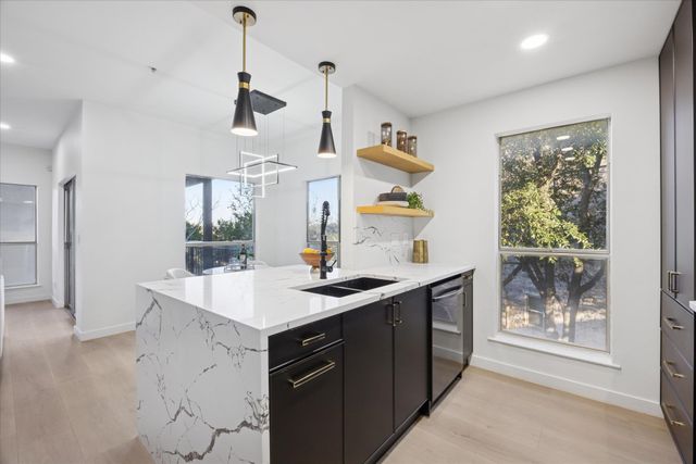 6000 Shepherd Mountain CV 1916, Austin, TX 78730