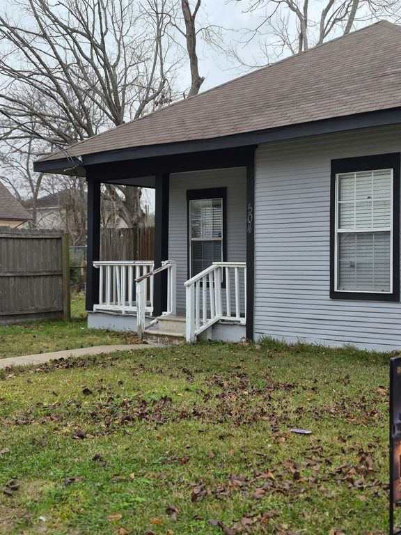 504 American Street, Baytown, TX 77520