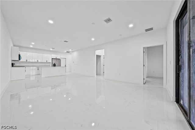 696-698 Creuset AVE S, Lehigh Acres, FL 33974