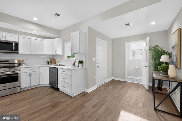 1613 N LONGWOOD ST, Baltimore, MD 21216