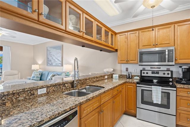 4566 SE 5th PL 106, Cape Coral, FL 33904