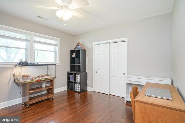 50 E VINE ST, Gibbstown, NJ 08027