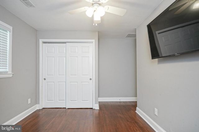 50 E VINE ST, Gibbstown, NJ 08027