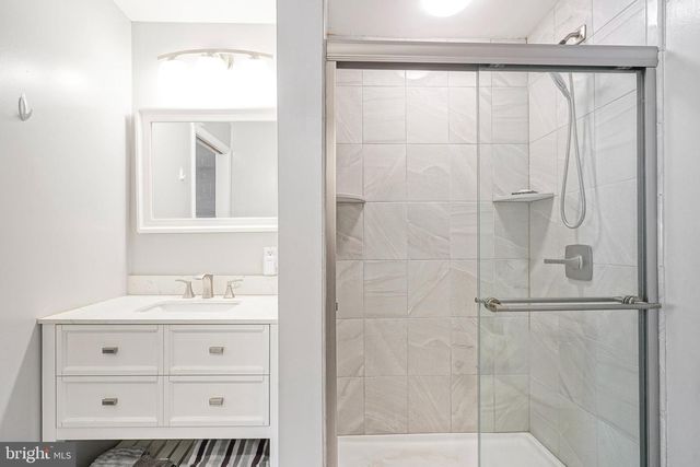 50 E VINE ST, Gibbstown, NJ 08027