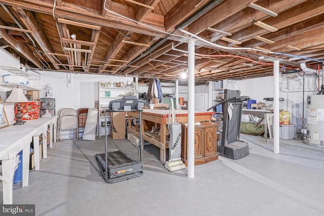 50 E VINE ST, Gibbstown, NJ 08027