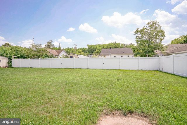 50 E VINE ST, Gibbstown, NJ 08027