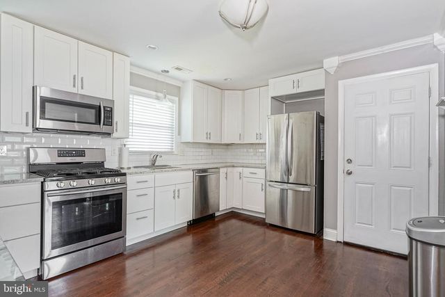 50 E VINE ST, Gibbstown, NJ 08027