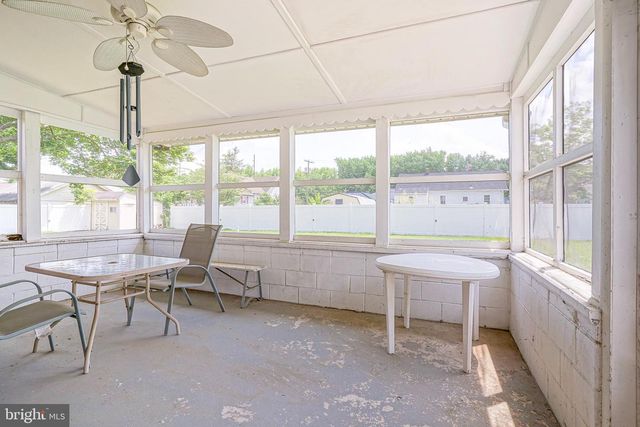 50 E VINE ST, Gibbstown, NJ 08027