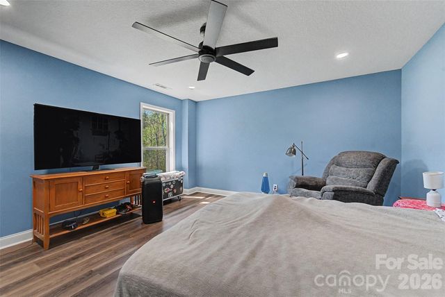 50 Sheriff Drive, Waynesville, NC 28786