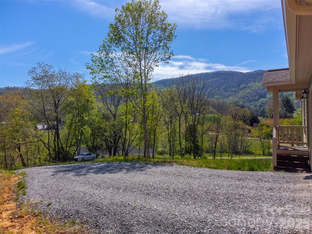50 Sheriff Drive, Waynesville, NC 28786