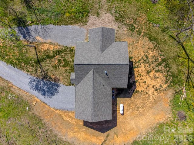 50 Sheriff Drive, Waynesville, NC 28786