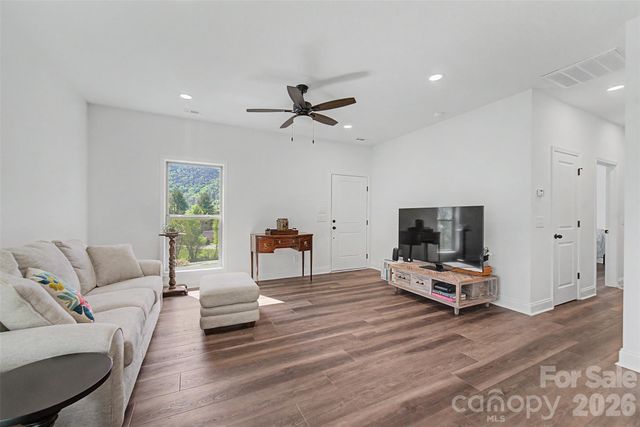 50 Sheriff Drive, Waynesville, NC 28786
