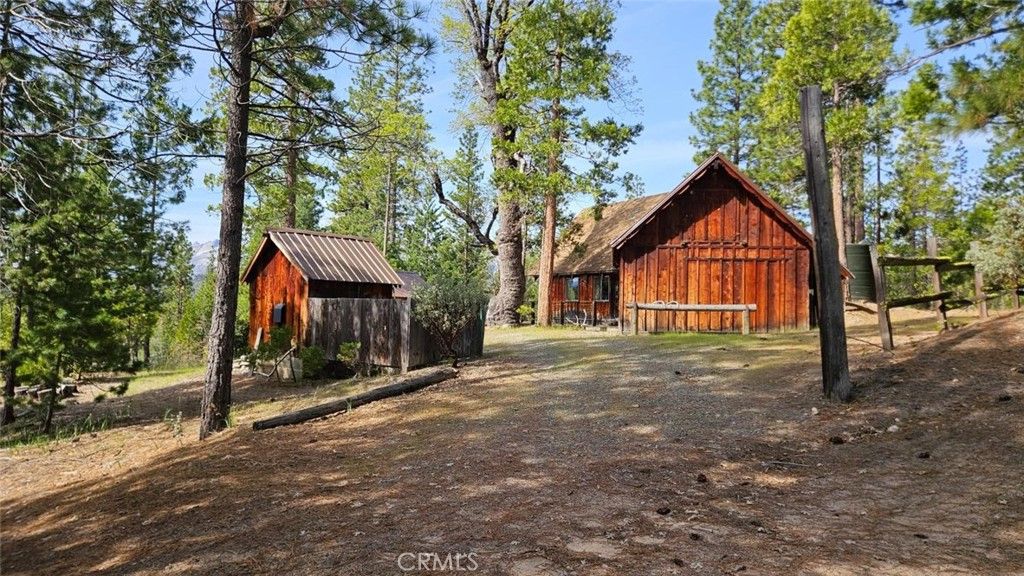 Image 64 of property listing at 46336 Silvertip, North Fork, CA 93643