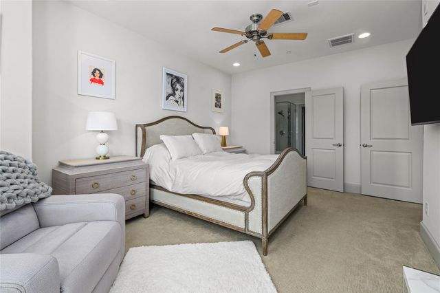 3302 Audley Street 124, Houston, TX 77098