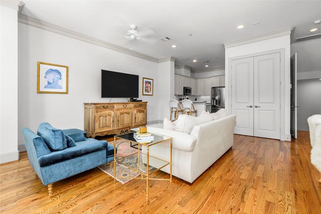 3302 Audley Street 124, Houston, TX 77098