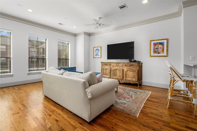 3302 Audley Street 124, Houston, TX 77098