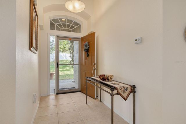 656 SPRING LAKE CIRCLE, Tarpon Springs, FL 34688