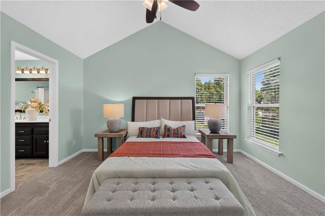 706 Holiday Drive, Lansing, KS 66043