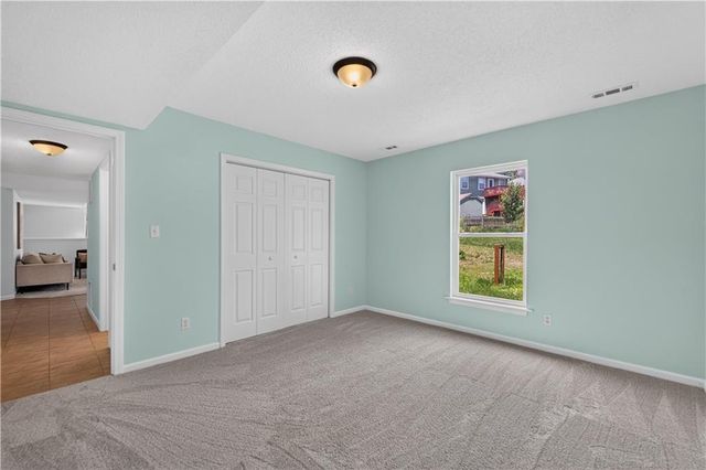 706 Holiday Drive, Lansing, KS 66043