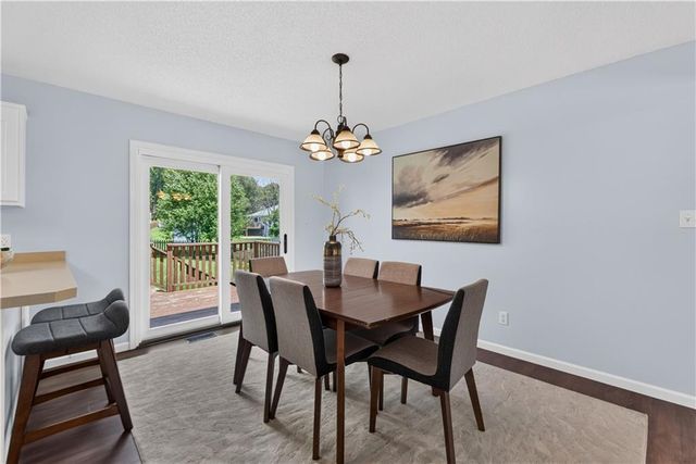 706 Holiday Drive, Lansing, KS 66043
