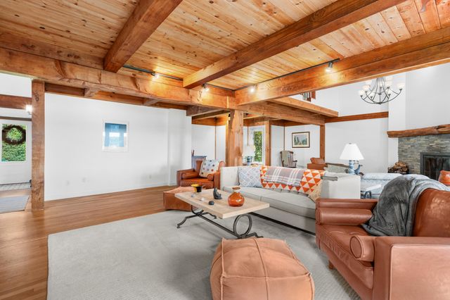 32 Reid Lane, Marstons Mills, MA 02648