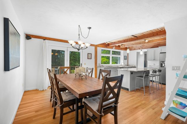 32 Reid Lane, Marstons Mills, MA 02648