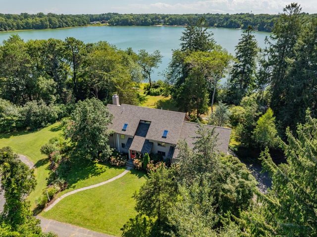 32 Reid Lane, Marstons Mills, MA 02648