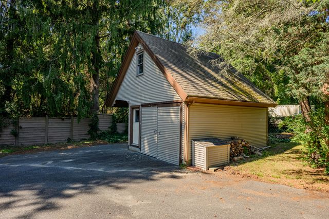 32 Reid Lane, Marstons Mills, MA 02648