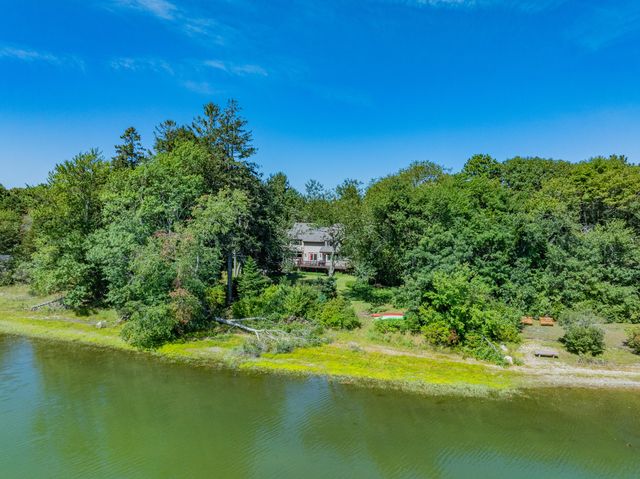 32 Reid Lane, Marstons Mills, MA 02648