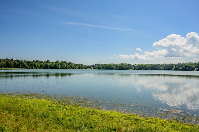32 Reid Lane, Marstons Mills, MA 02648