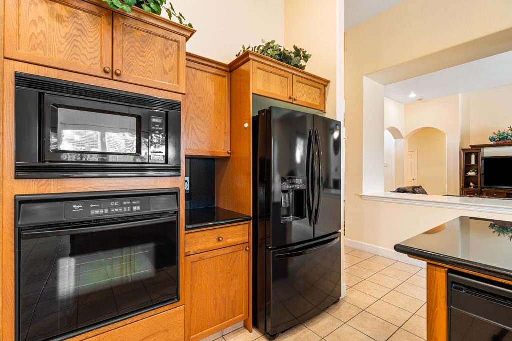 Image 19 of property listing at 6265 W Menlo Avenue, Fresno, CA 93722