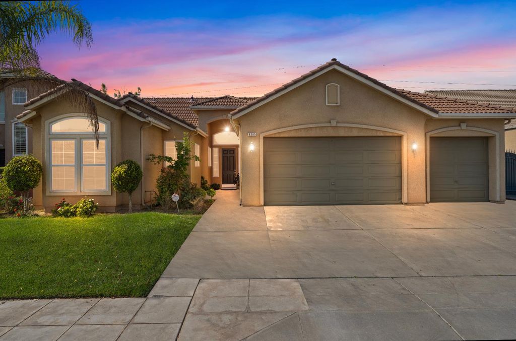 Image 2 of property listing at 6265 W Menlo Avenue, Fresno, CA 93722