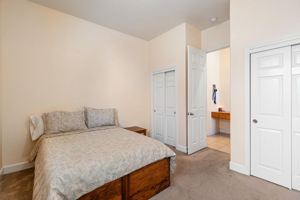 Image 24 of property listing at 6265 W Menlo Avenue, Fresno, CA 93722