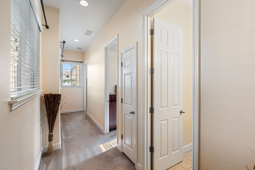 Image 29 of property listing at 6265 W Menlo Avenue, Fresno, CA 93722