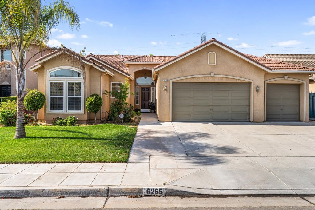 Image 3 of property listing at 6265 W Menlo Avenue, Fresno, CA 93722
