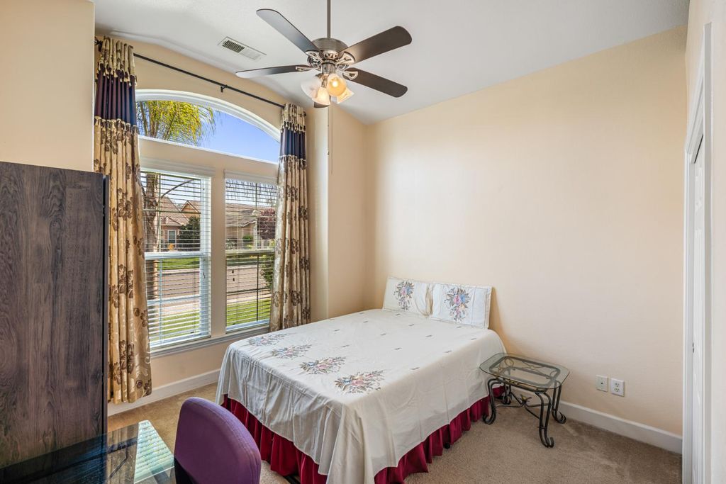 Image 34 of property listing at 6265 W Menlo Avenue, Fresno, CA 93722
