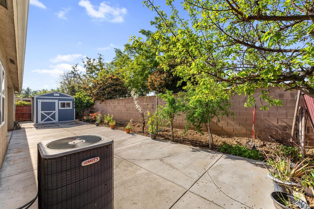 Image 44 of property listing at 6265 W Menlo Avenue, Fresno, CA 93722