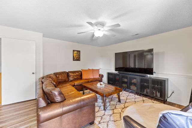 5317 W 44th ST S, Wichita, KS 67215