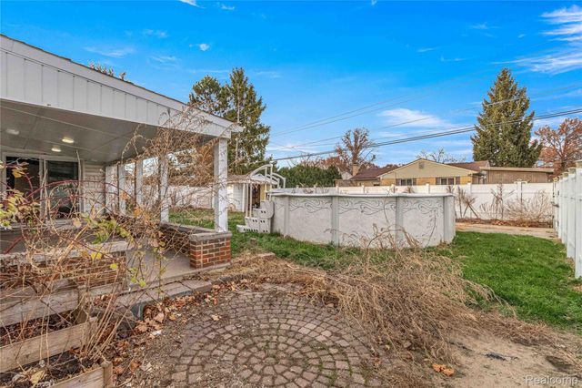 35906 Somerset Street, Westland, MI 48186