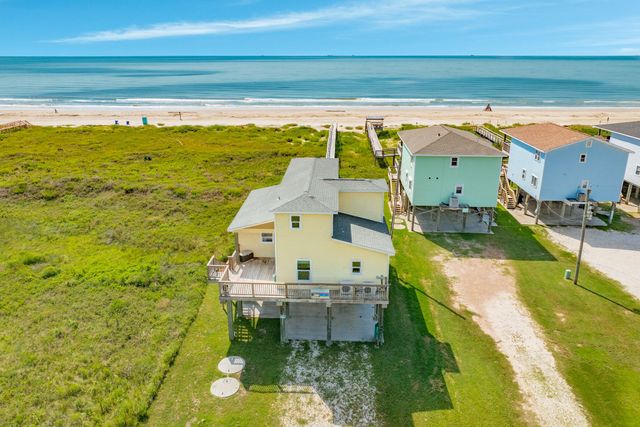 2032 Blue Water Highway CR257, Surfside Beach, TX 77541