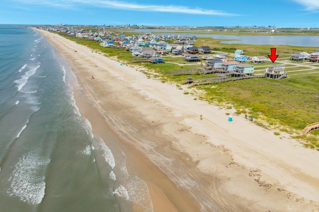 2032 Blue Water Highway CR257, Surfside Beach, TX 77541