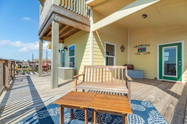 2032 Blue Water Highway CR257, Surfside Beach, TX 77541