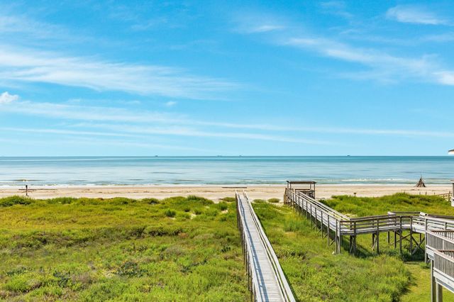 2032 Blue Water Highway CR257, Surfside Beach, TX 77541