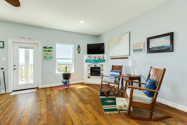 2032 Blue Water Highway CR257, Surfside Beach, TX 77541