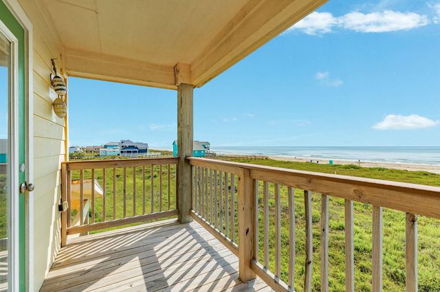 2032 Blue Water Highway CR257, Surfside Beach, TX 77541