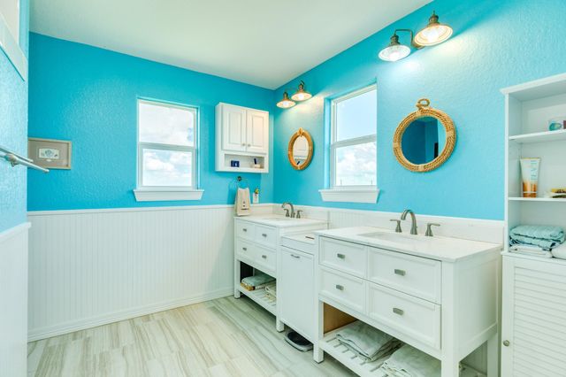 2032 Blue Water Highway CR257, Surfside Beach, TX 77541