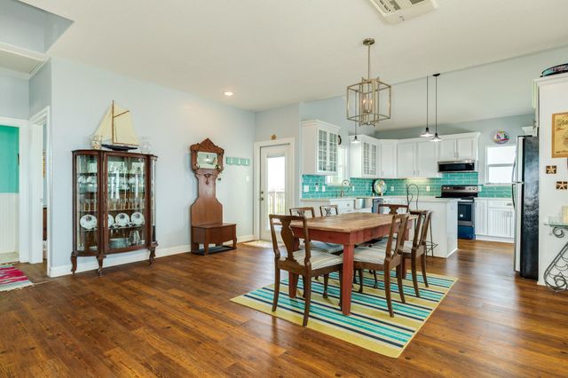 2032 Blue Water Highway CR257, Surfside Beach, TX 77541