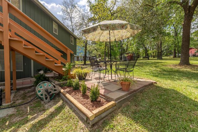 581 Northwood Drive, Point Blank, TX 77364